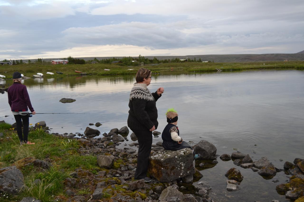 Thingvellir Lake Cottage Veithilundur Bagian luar foto